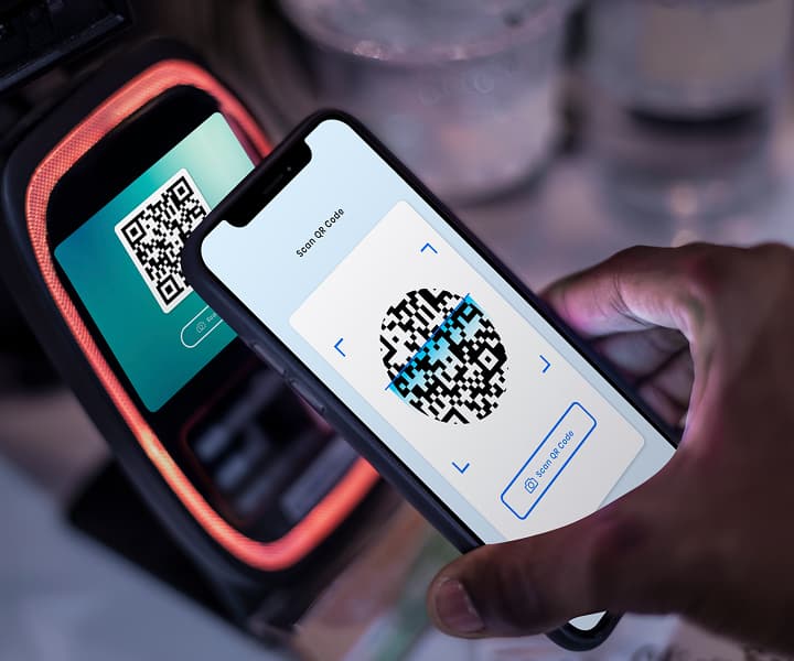 Phone payment by QR